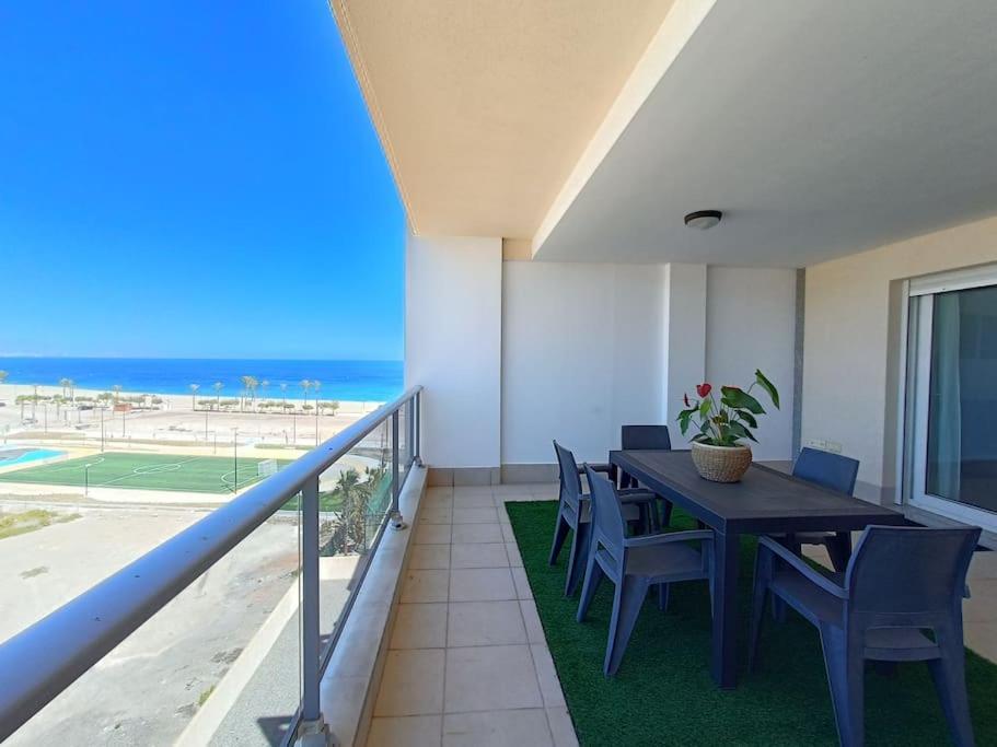Mar Y Sal 11 Suites, Gran Terraza Con Vistas Al Mar, 2 Hab Y Piscina ロケタス・デ・マル エクステリア 写真